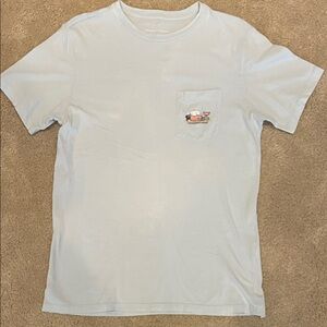 Vineyard Vines pale blue short sleeve tee, summer themed whale, men size Small